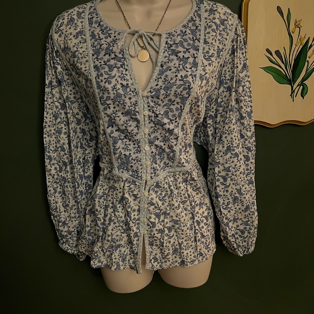 Old Navy Blue and White Floral Peplum Tie-Front Blouse